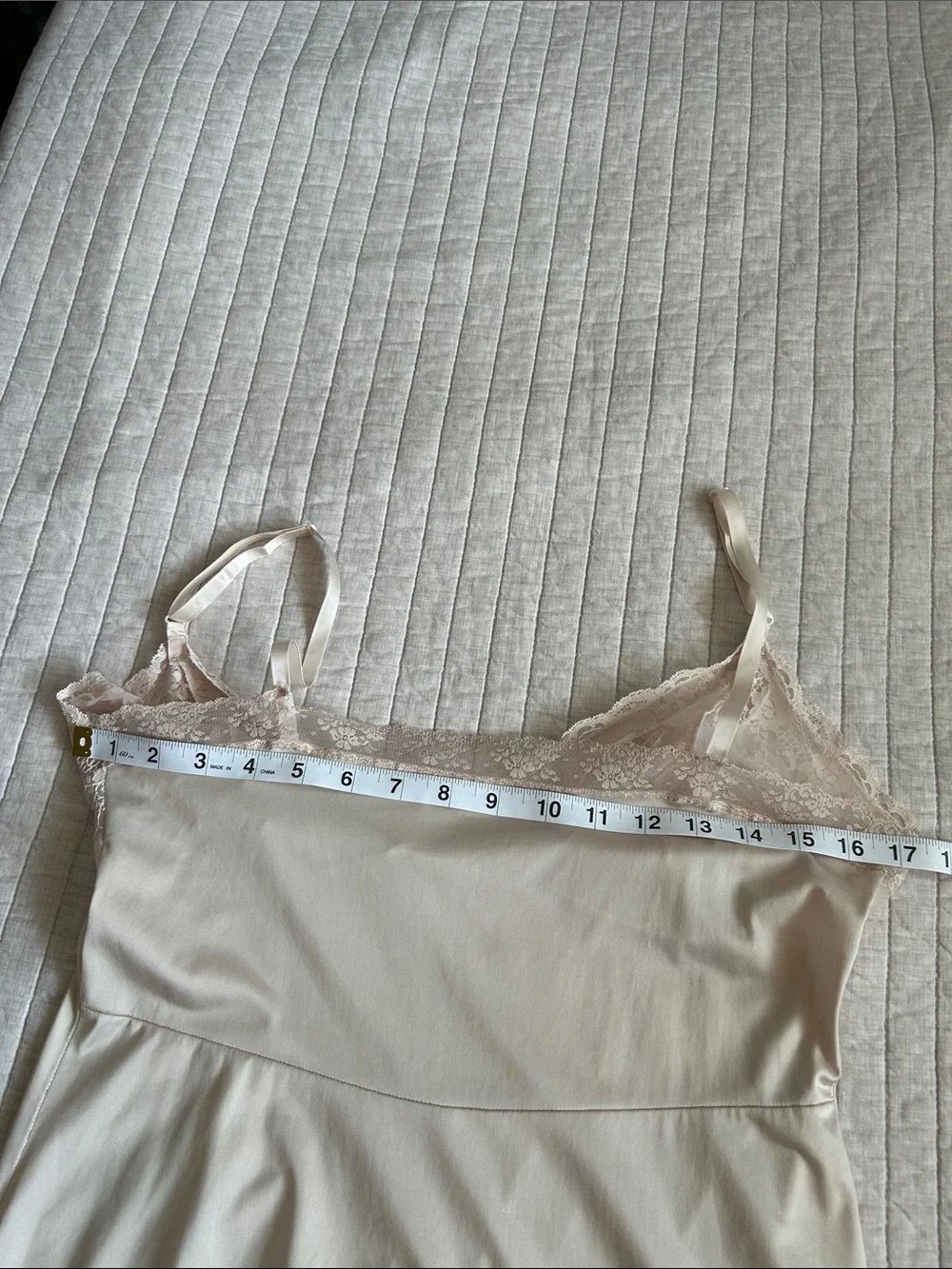 Vtg USA Dixie belle champagne cream pink lace nylon midi slip night dress 36 - Picture 11 of 16